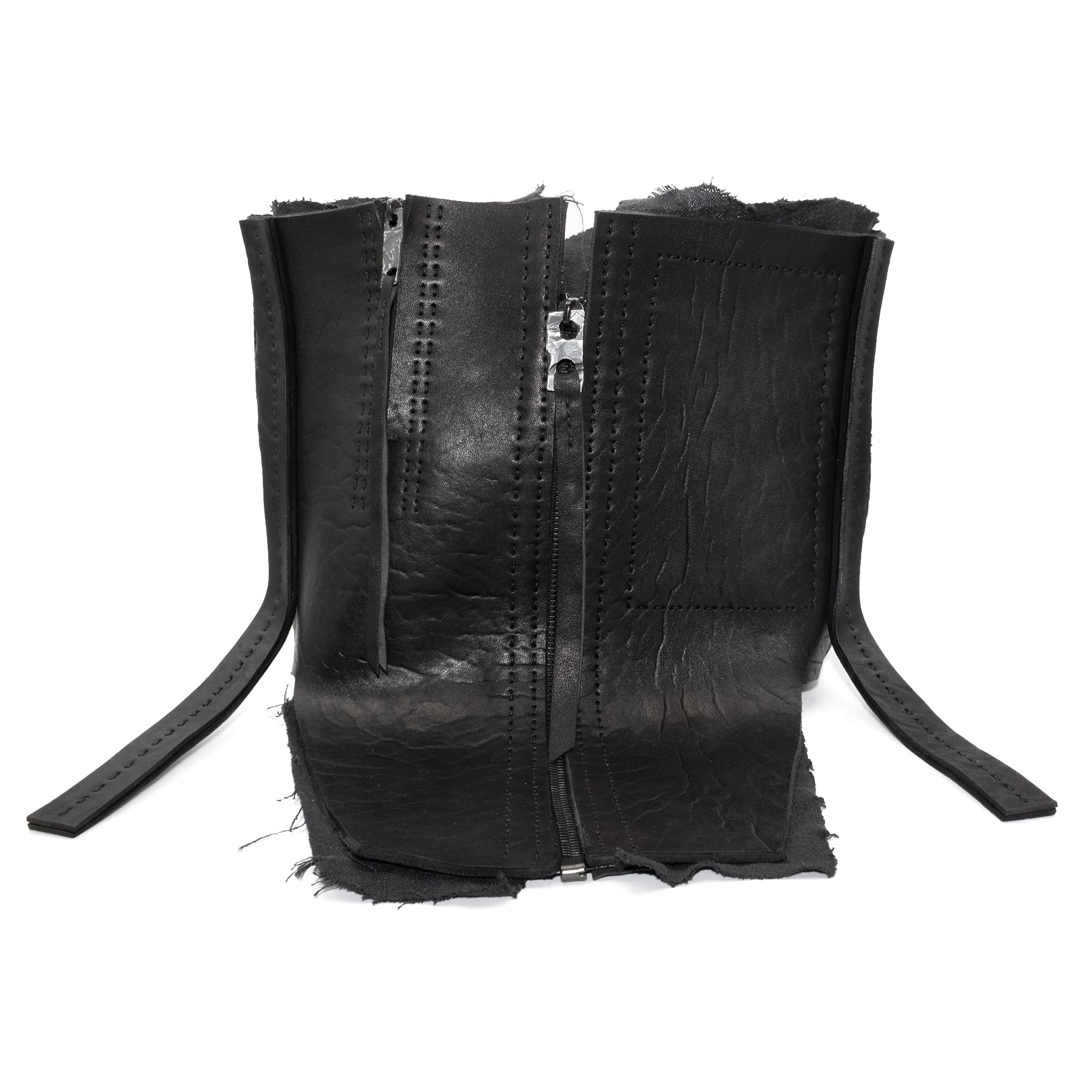 a matte black full grain horse culatta leather collar, meticulously hand stitched with an open seam construction. the scarf features a stonewashed ramie lining and riri zipper closures adorned with hand forged .925 sterling silver zipper pulls. available to buy online from avant garde leather studio atelierskn.com