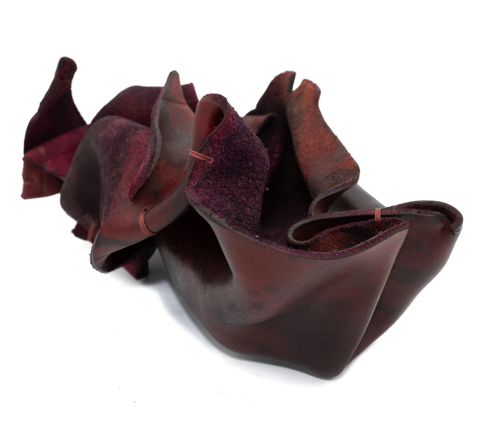 wet moulded and hand dyed abstract italian horse culatta leather jewellery trays, entirely hand crafted by uk based independent designer atelier skn.