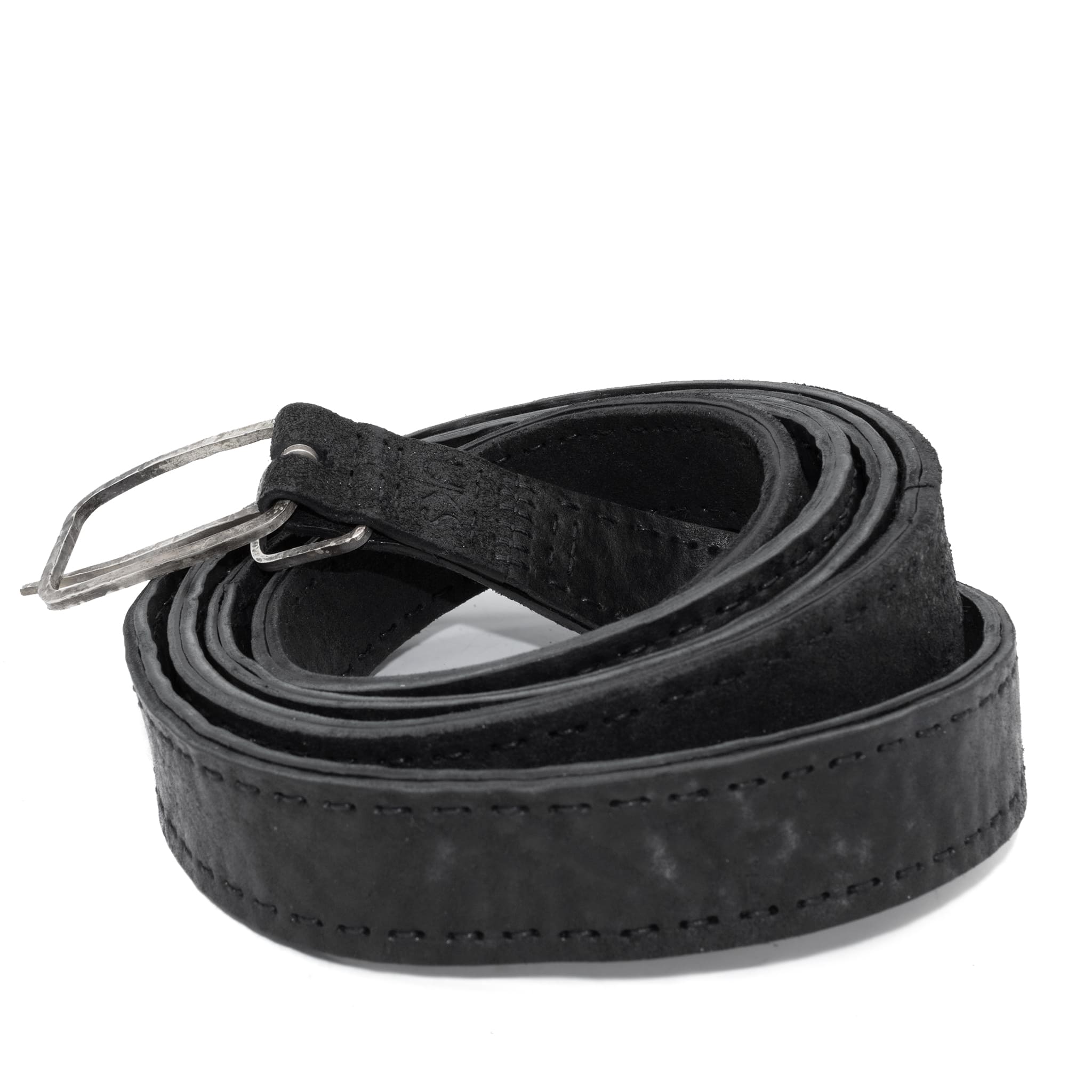 a double layered object dyed matte black full grain reverse horse culatta leather belt with a hand forged oxidised .925 sterling silver buckle for men and women. expertly hand sewn by independent UK based artisanal designer atelier SKN.