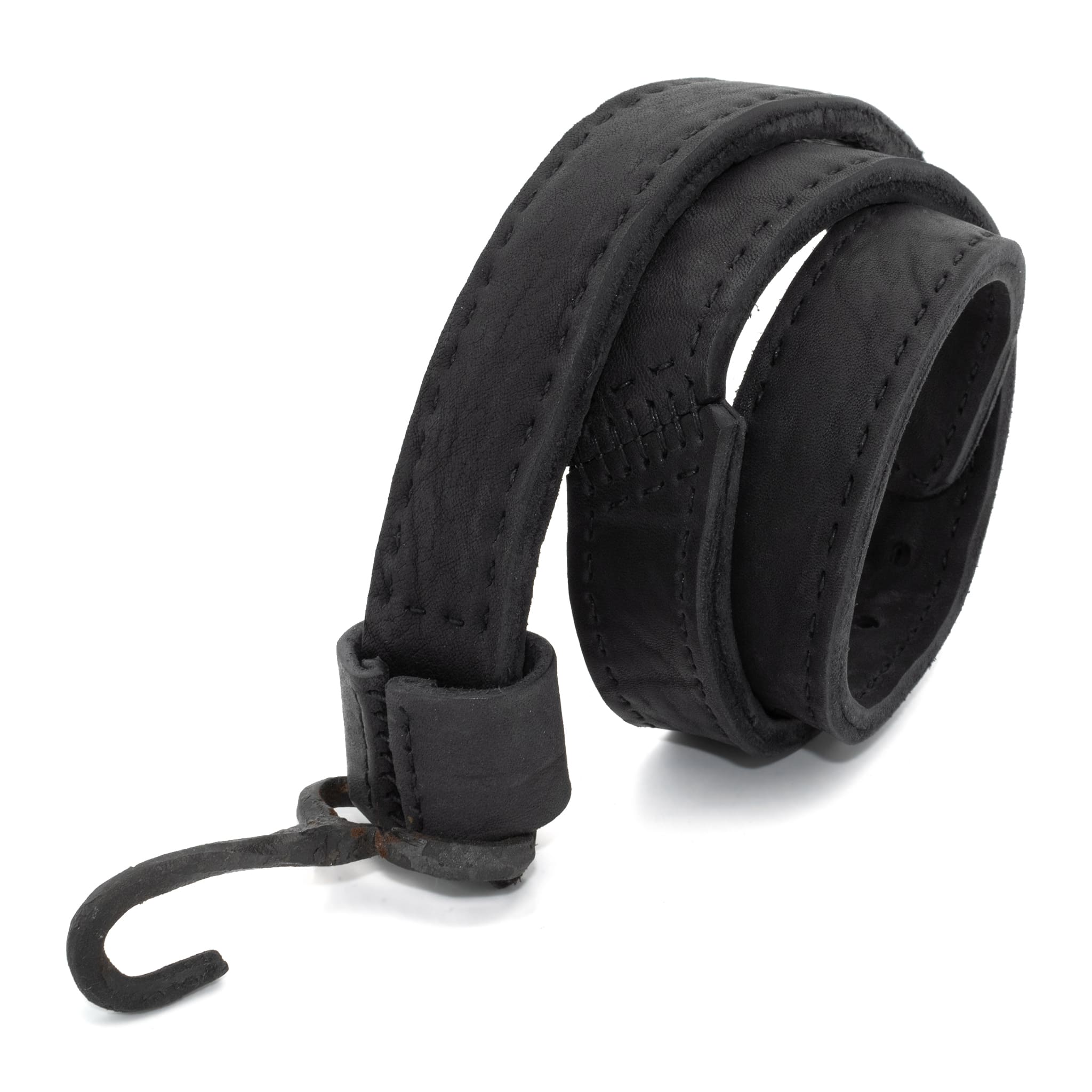 avant garde hand stitched horse culatta leather hook belt, with an iron dye finish. the belt features a minimal deconstructed silhouette with tonal japanese linen stitching and hand forged iron hook fastening. available to buy online from artisanal designer atelierskn.com 