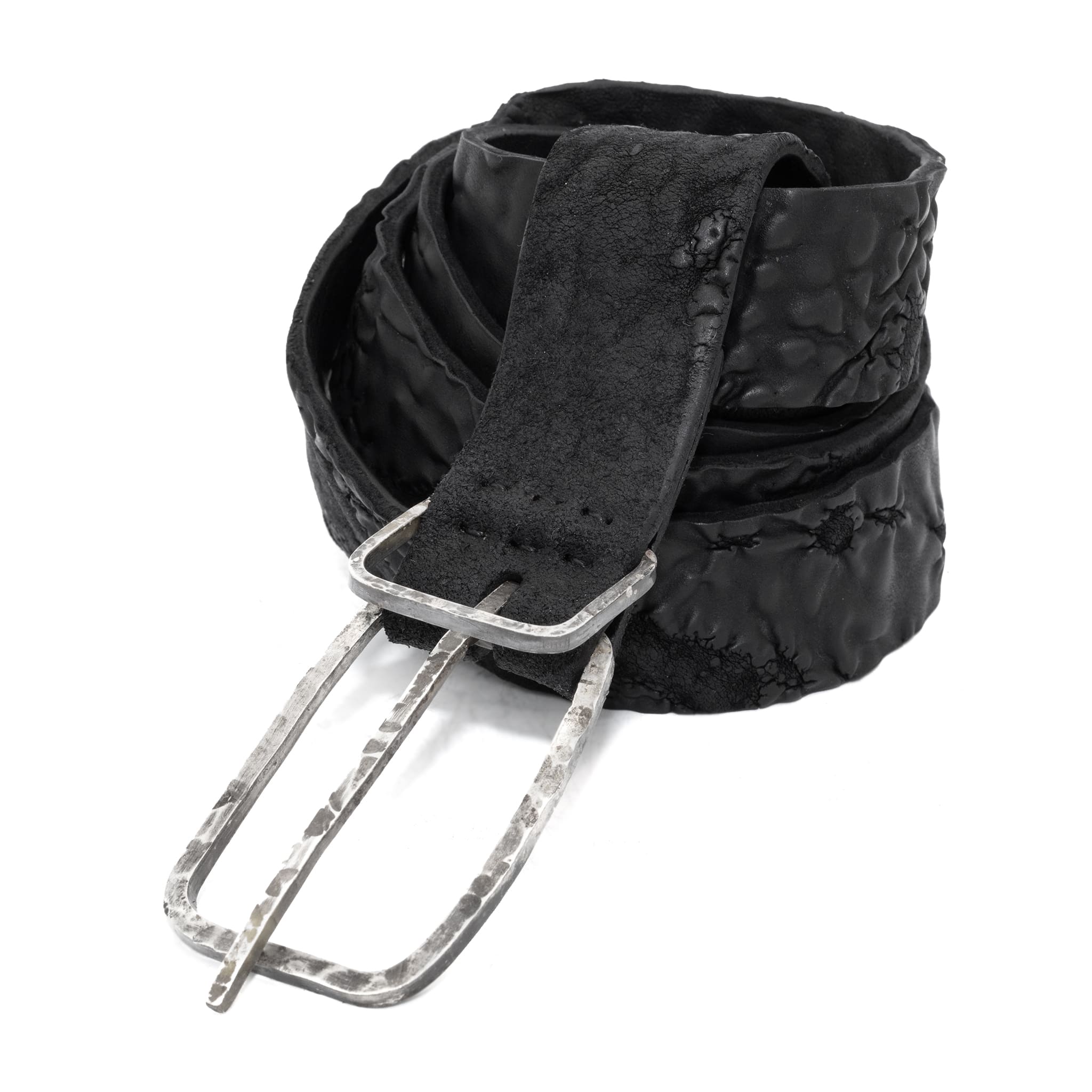single layered object dyed matte black full grain reverse horse culatta leather belt with a hand forged oxidised .925 sterling silver buckle, expertly hand sewn by independent UK based artisanal designer atelier SKN.