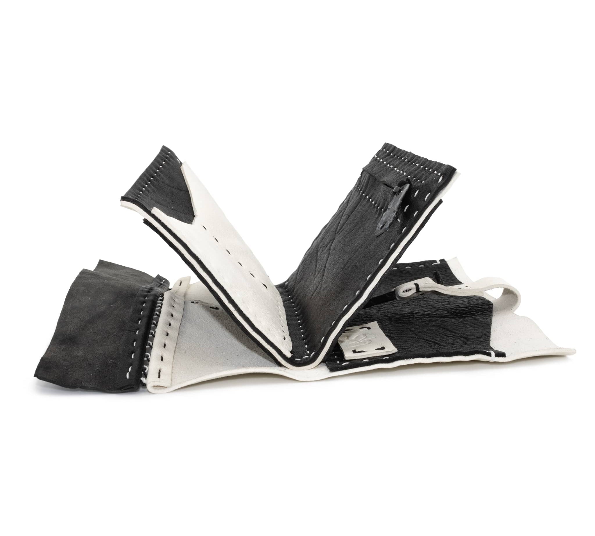 atelier skn | two tone horse culatta leather open seam long wallet | zipper coin pocket