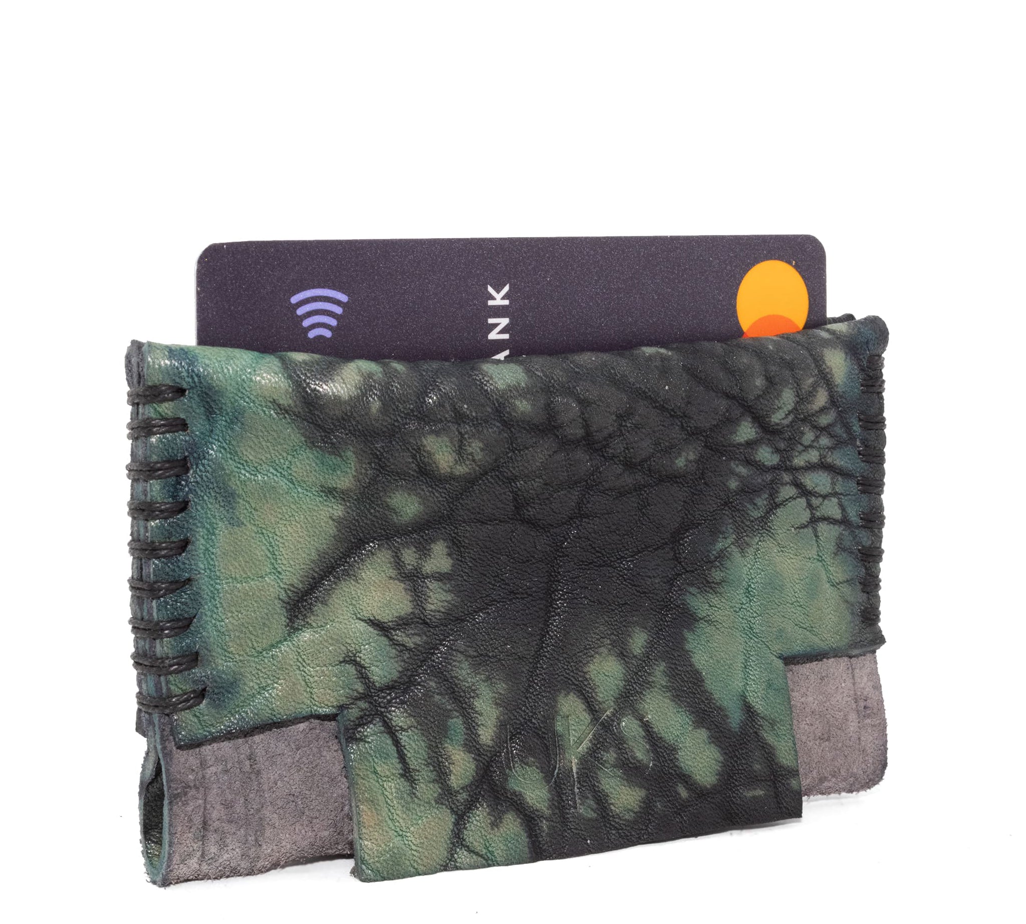 hand dyed horse leather cardholder from atelier skn